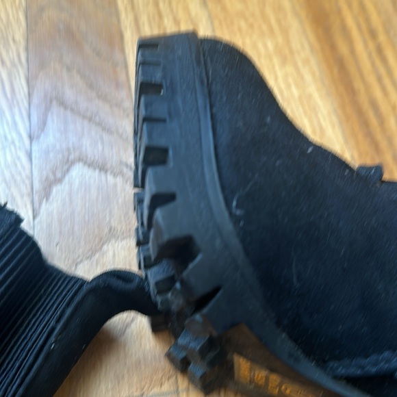 Booties - Picture 6 of 6